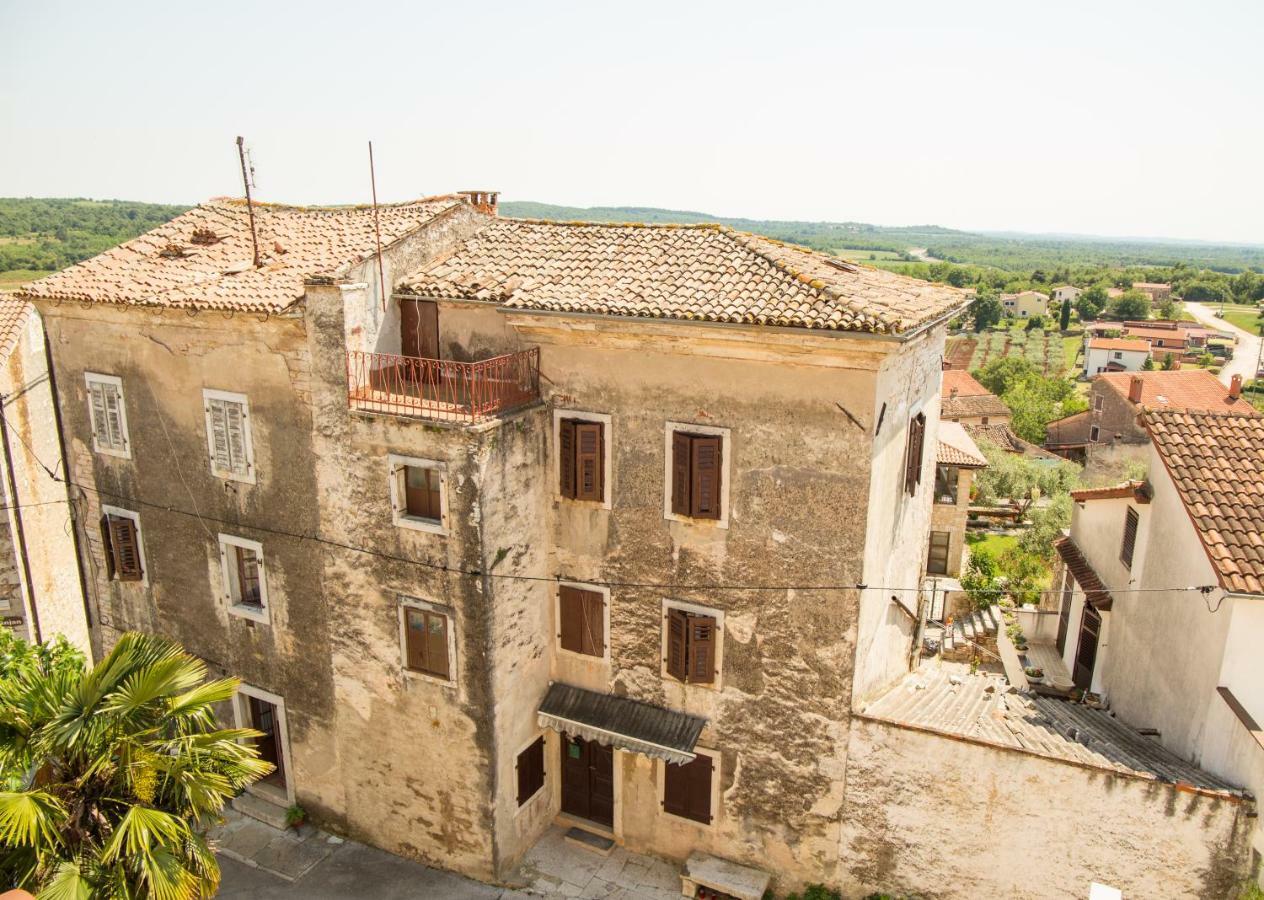 Di Piazza Apartment