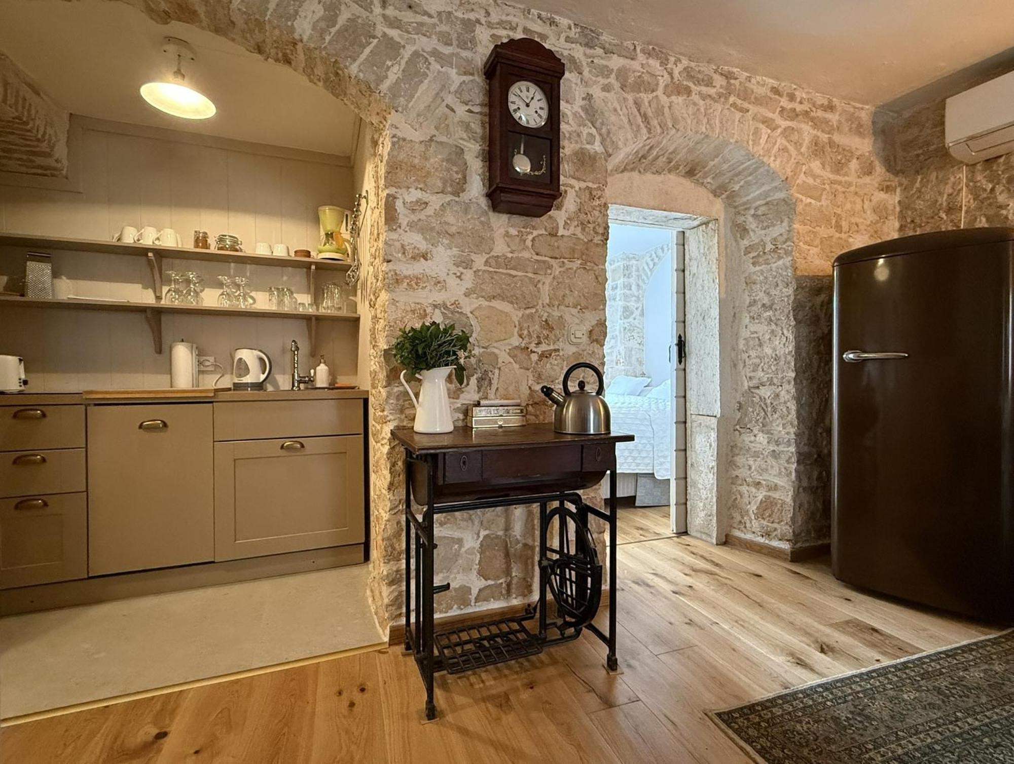 Di Piazza Apartment *