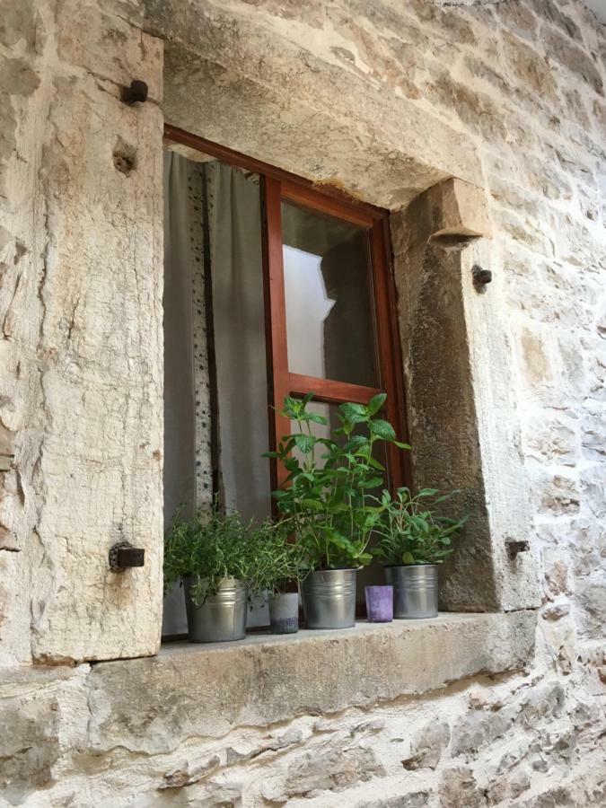 Di Piazza *